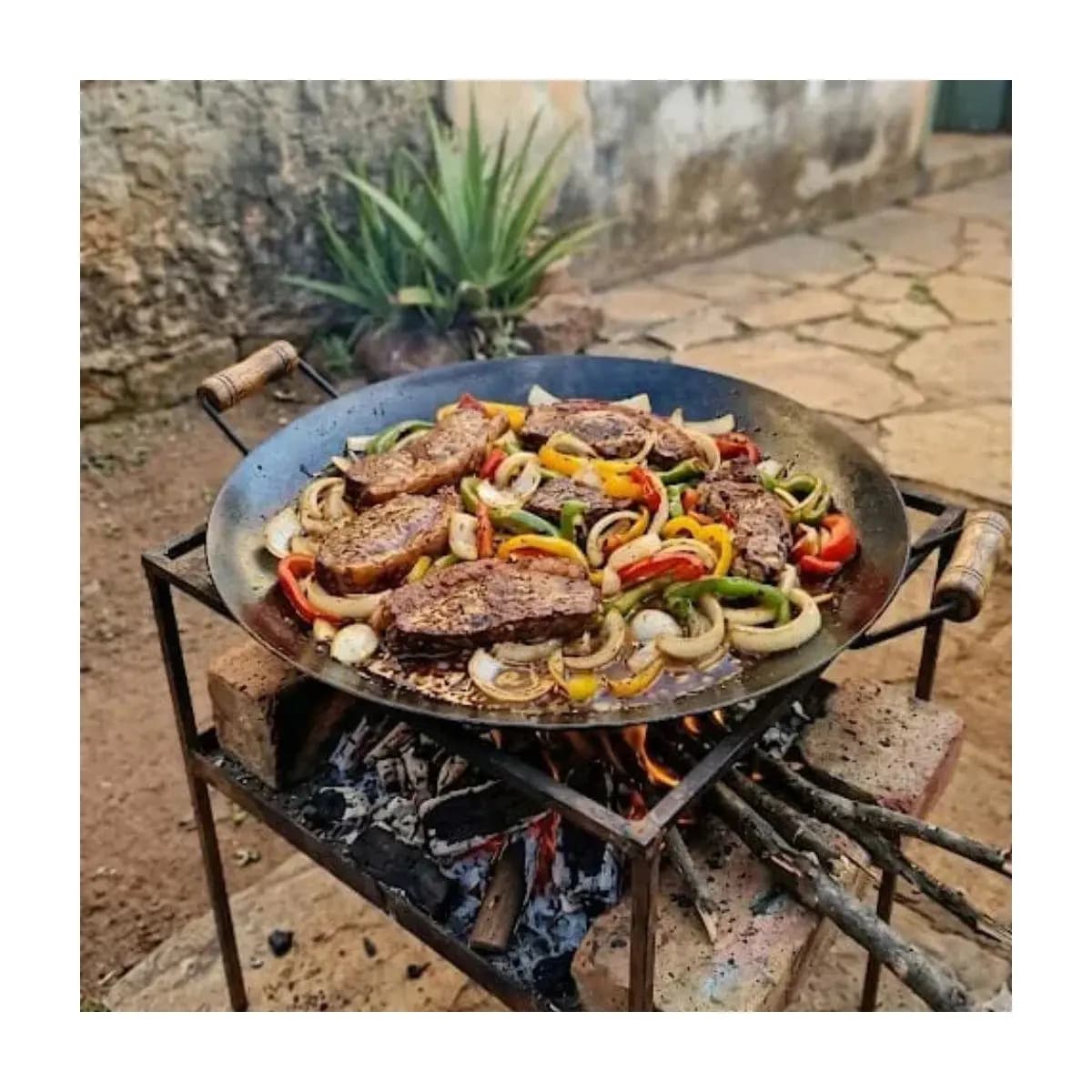 Chapa Disco de Arado em Aço com Ferro Paella Grande Cabo em madeira 26 33 40 50 60cm - COM BRINDE