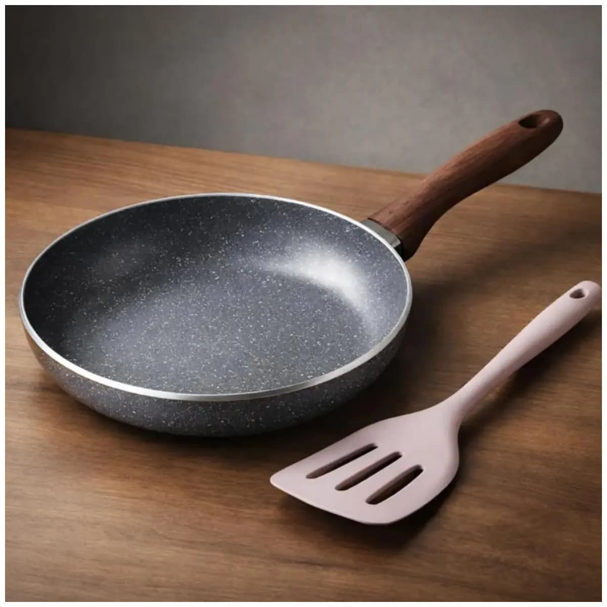 Frigideira Grande 24cm Revestimento Antiaderente Cerâmica Cabo de Madeira Moderna Durável Elegante Saudável - Ideal Para Indução, Fogao A Gás Ou Elétrico - Frita Sem Usar Oleo - Acompanha Espátula