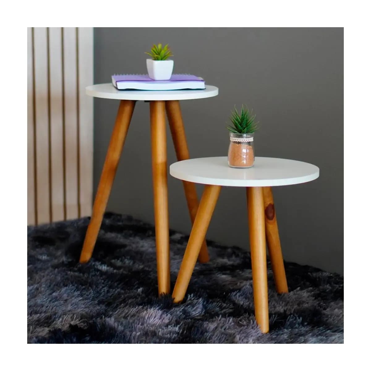 Conjunto de Mesinha Lateral Redonda Sala Pe Madeira Retro Sala Quarto
