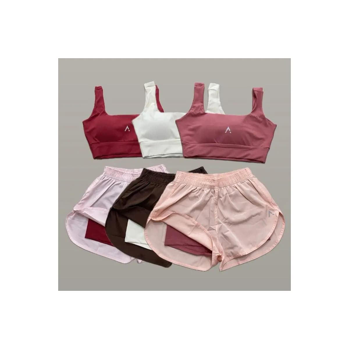 Conjunto de Short Duplo em poliamida e tectel soltinho e Top fitness RESERVA Camila